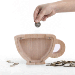 Ξύλινος κουμπαράς σε σχήμα Φλιτζανιού μπεζ 34979 OEM