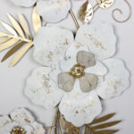 Πίνακας τοίχου μεταλλικός 130Χ72 εκ. Λευκός Χρυσός με λουλούδια και φύλλα - KESKOR 46003 - Image 4