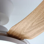 Ανεμιστήρας οροφής με 6 πτερύγια σε χρώμα Ξύλου Φ76Χ27 εκ. 60 Watt με φωτισμό LED και controller Λευκό - KESKOR 653371 - Image 3