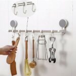 Αυτοκόλλητη ράγα με 6 γάντζους J&S HOME 21396